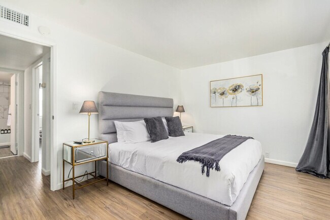 Foto del edificio - 4610 N 68th St