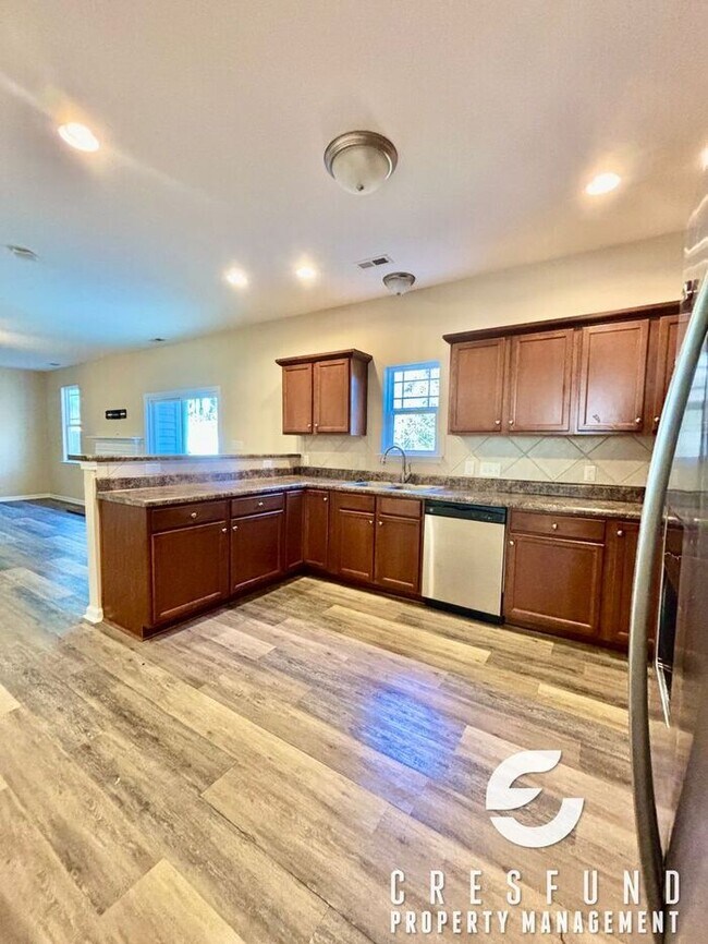 Foto del edificio - Raeford Retreat Minutes from Fort Bragg - AVAILABLE FOR MOVE IN NOW!