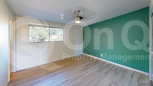 Foto del edificio - 8329 E 24th St