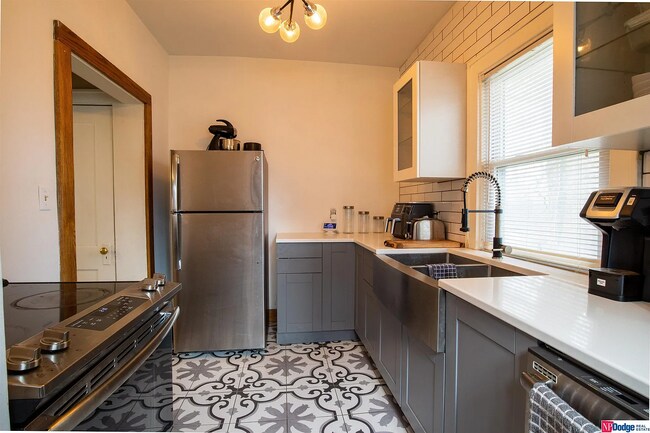 Foto del edificio - 2541 N 49th St