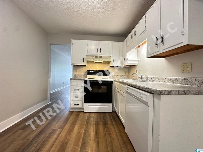 Building Photo - 2308 Grayson Valley Cir