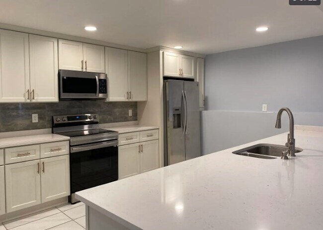 Foto del edificio - 0 Upton Rd