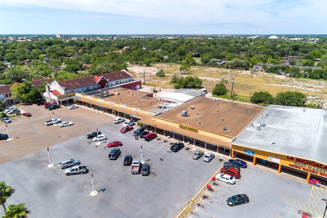 Building Photo - Colonial Square Multifamily/Retail Community