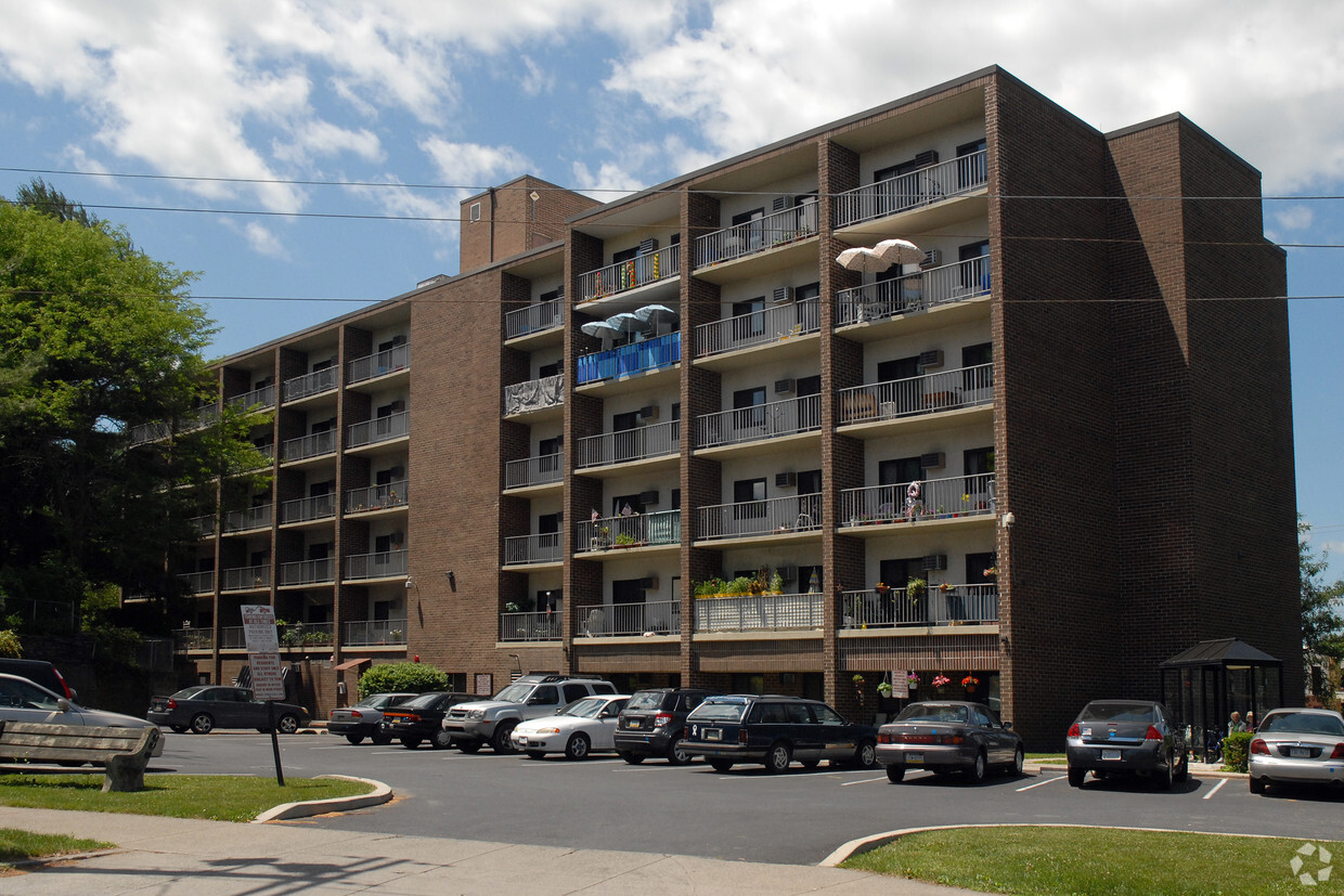 Foto principal - Westgate Apartments