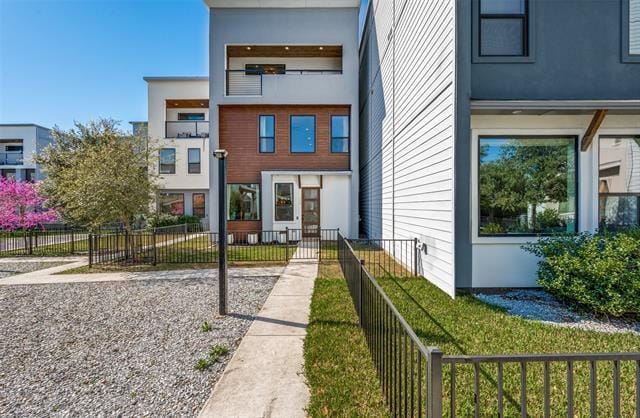 Building Photo - 712 Rainwater Rd