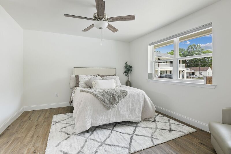Foto del edificio - 212 Centerville Street NE