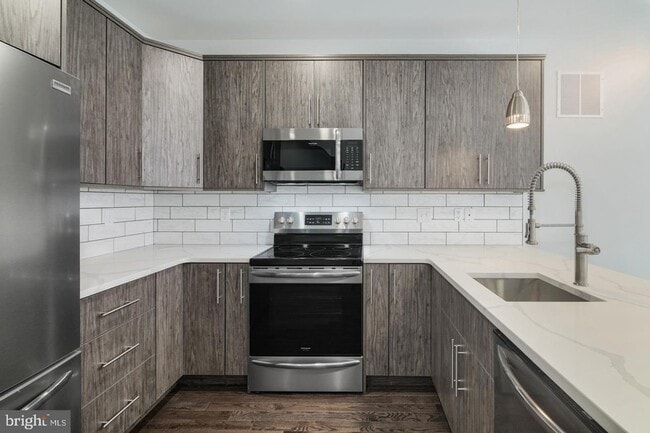 Foto del edificio - 1603 N Marshall St