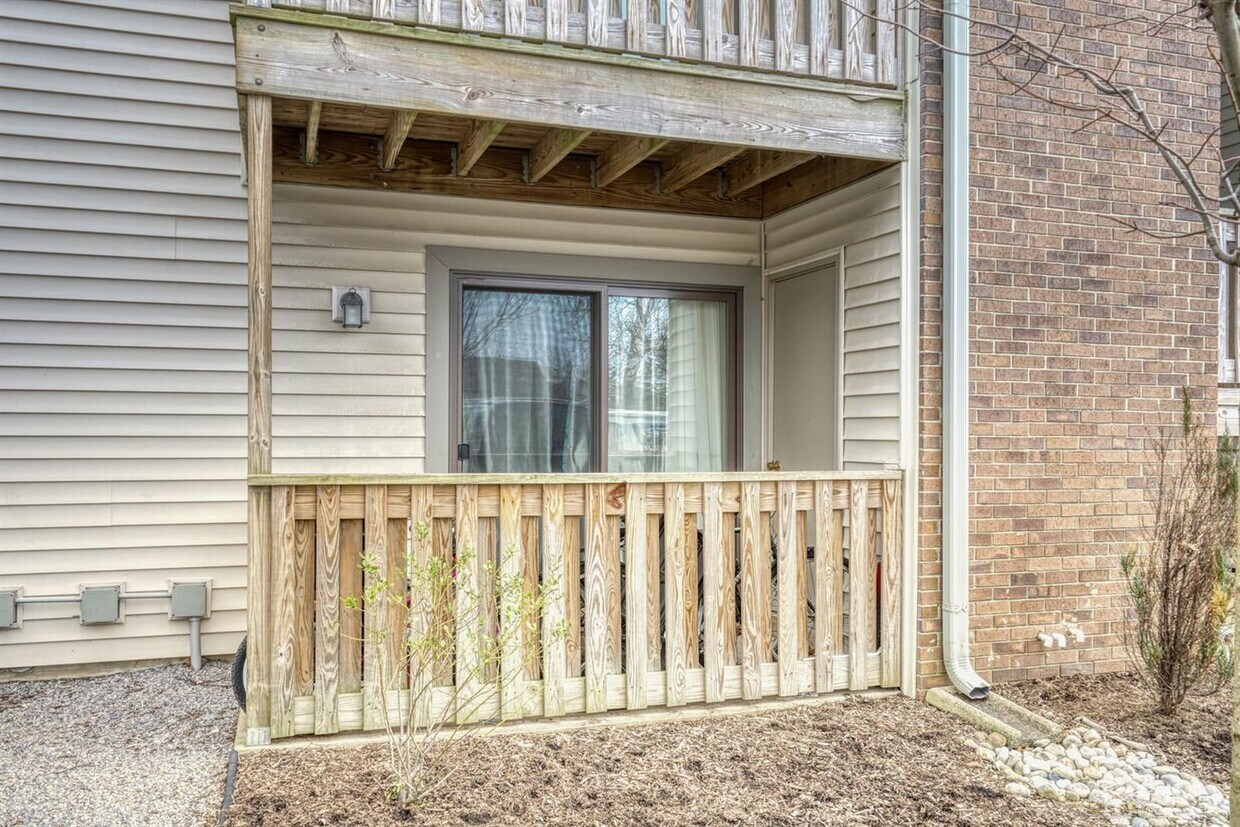 505 Ravens Crest Dr, Princeton Meadows, NJ 08536 Condo for Rent in