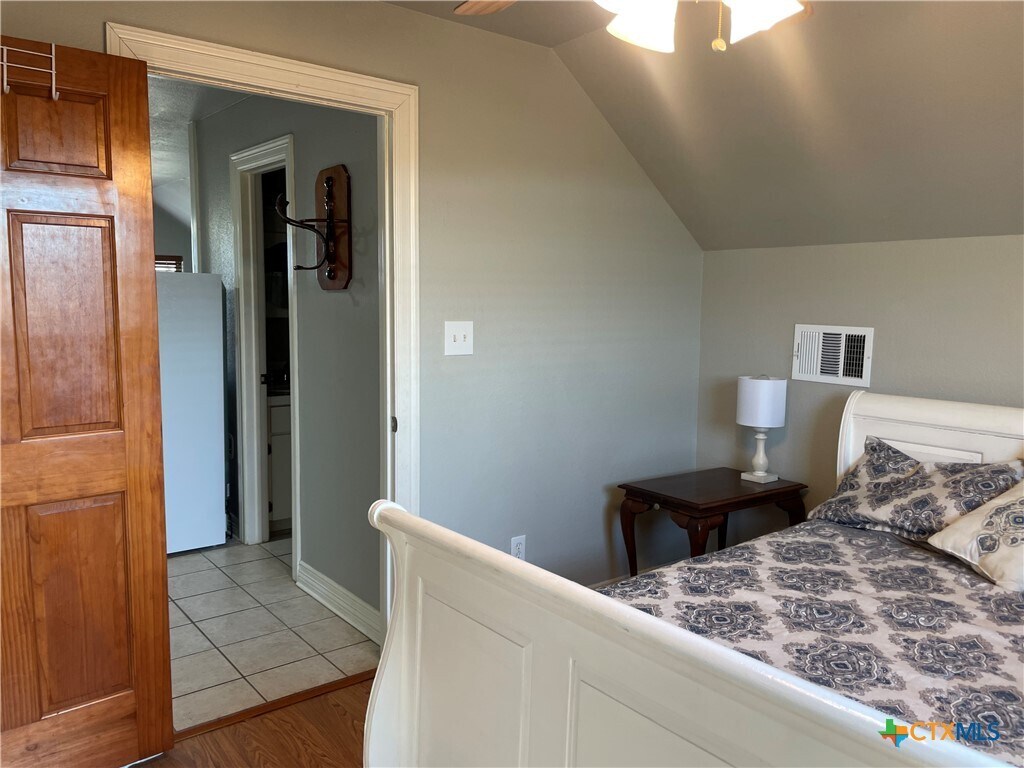 Foto del edificio - 16835 FM725