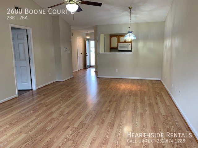 Foto del edificio - 2 Bed 2 Bath Duplex in Paladin Place