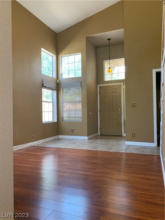 Foto del edificio - 8112 Sunset Mill Dr