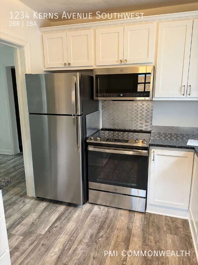 Foto del edificio - 1234 Kerns Ave SW