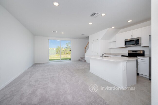 Building Photo - 2802 Riverfield Rd