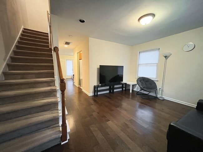 Photo - 109 Old Cooper Square Townhome