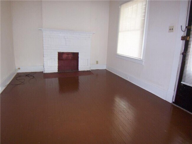 Building Photo - 298 Sherman Ave