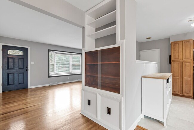 Foto del edificio - 1225 S Depew St