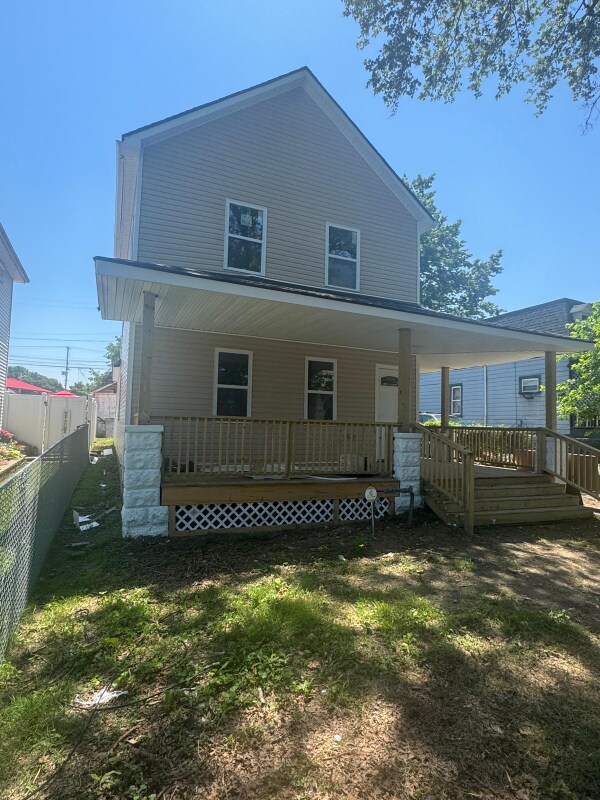 Foto del edificio - 6211 Lawn Ave