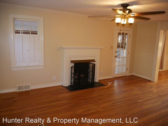 Building Photo - 4 br, 2 bath House - 2434 Rosewood Ave