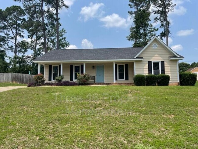 Building Photo - 4207 Fairfield Cir