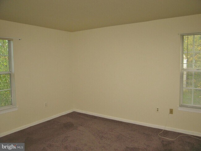 Foto del edificio - 5704 Shadwell Ct