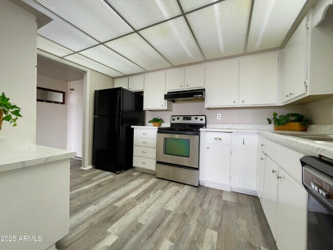 Foto del edificio - 425 S Parkcrest