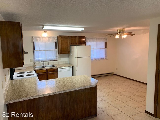 Building Photo - 2 br, 1 bath House - 4942 Basswood Drive