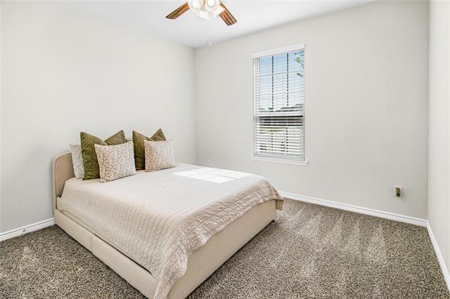 Foto del edificio - 3102 Moccasin Ln