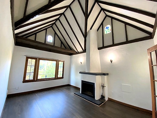 Building Photo - 920 N Hoover St