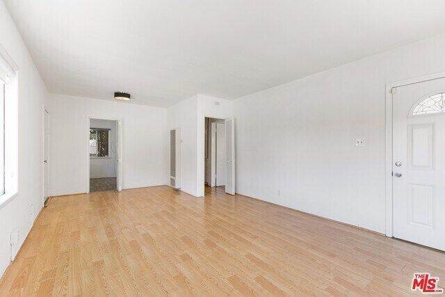 Building Photo - 1822 Hillhurst Ave