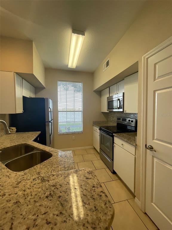 Foto del edificio - 9302 Lake Chase Island Way