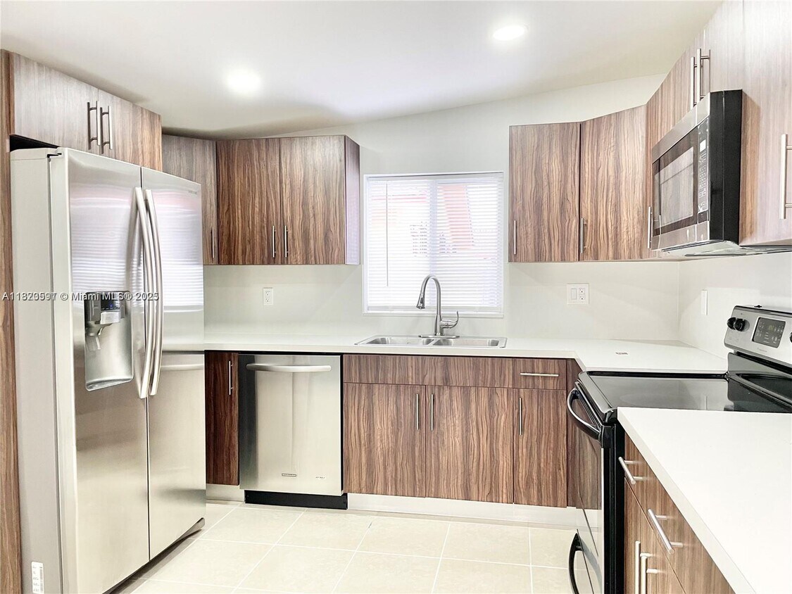 Primary Photo - 430 NW 51st Ave