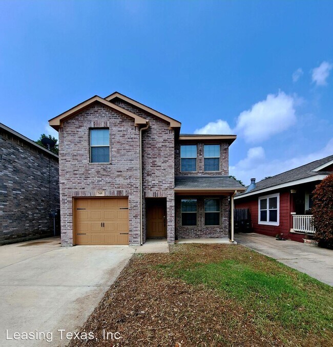 Building Photo - 3 br, 2.5 bath House - 749 River Hill Ln.