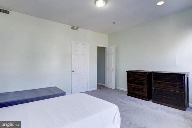 Foto del edificio - 604 R St NW