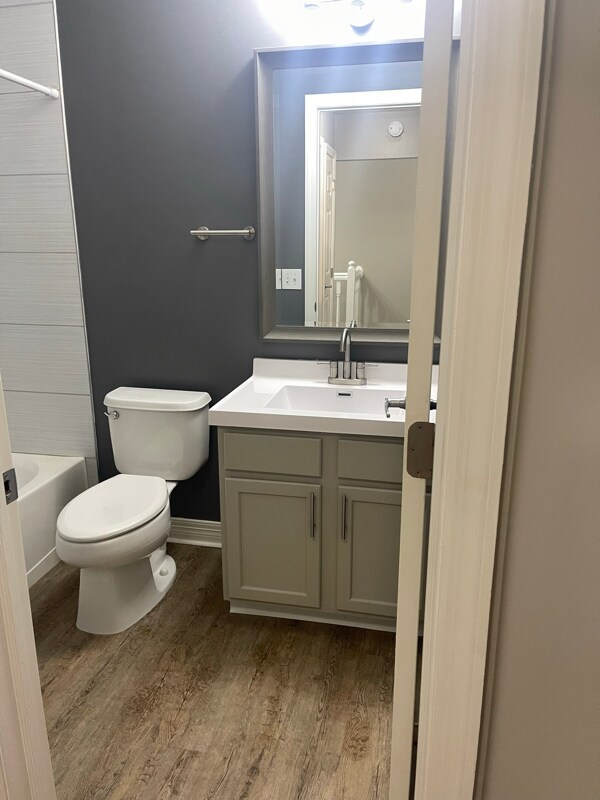 Foto del edificio - 547 Slate Ln