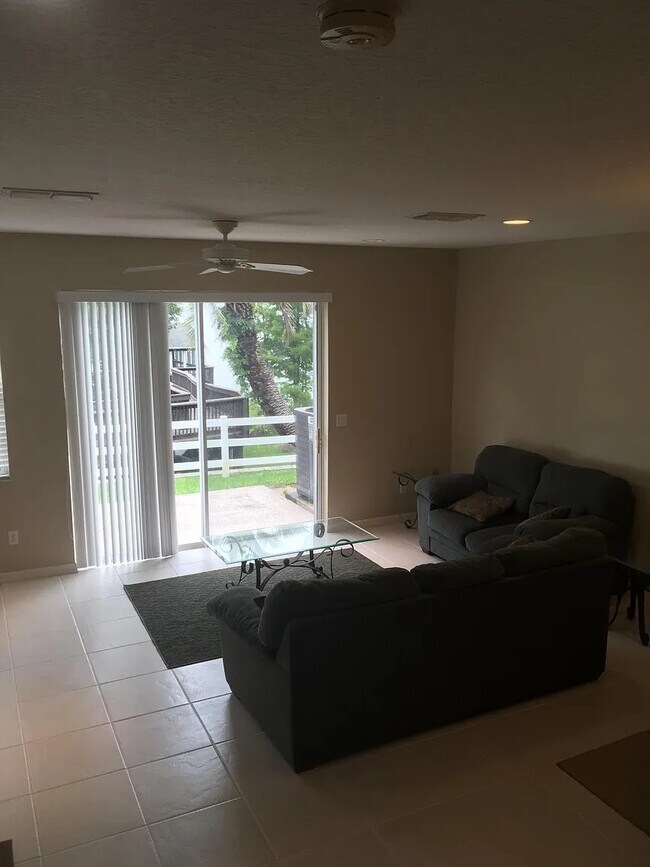 Foto del edificio - 10316 Fallsgrove St