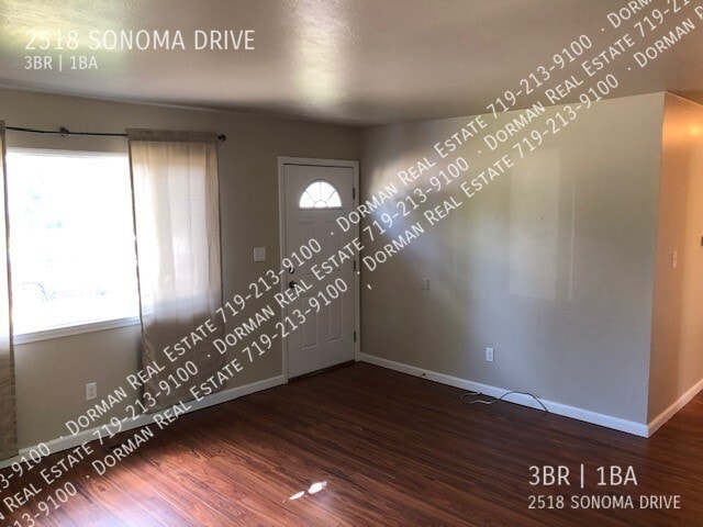 Foto del edificio - 2518 Sonoma Dr