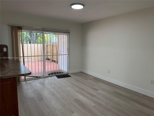 Building Photo - 10330 SW 154th Ct