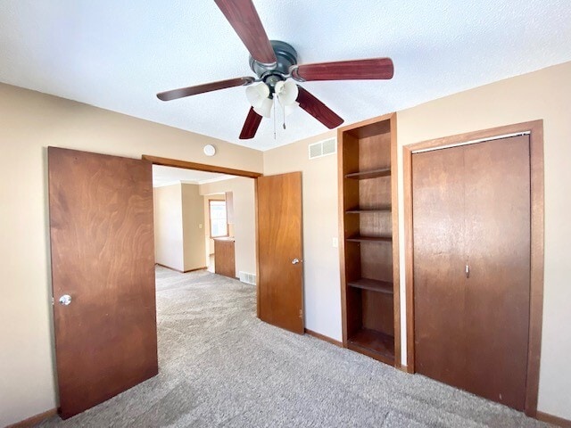 Foto del edificio - 3330 52nd St