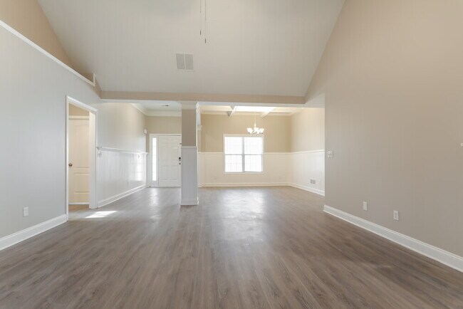 Building Photo - 2899 Gratis Rd