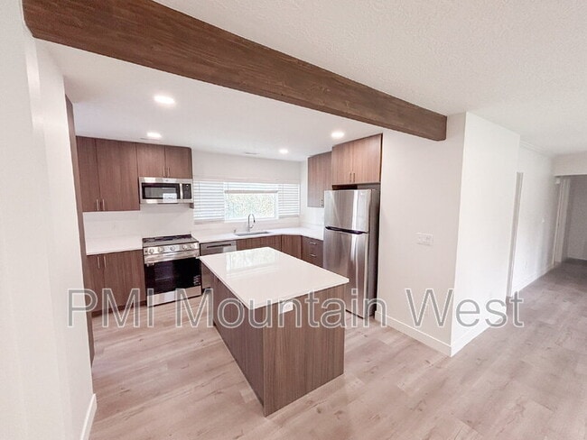 Foto del edificio - 985 Horsley Cir