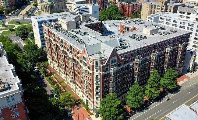 Foto del edificio - 1301 Thomas Circle