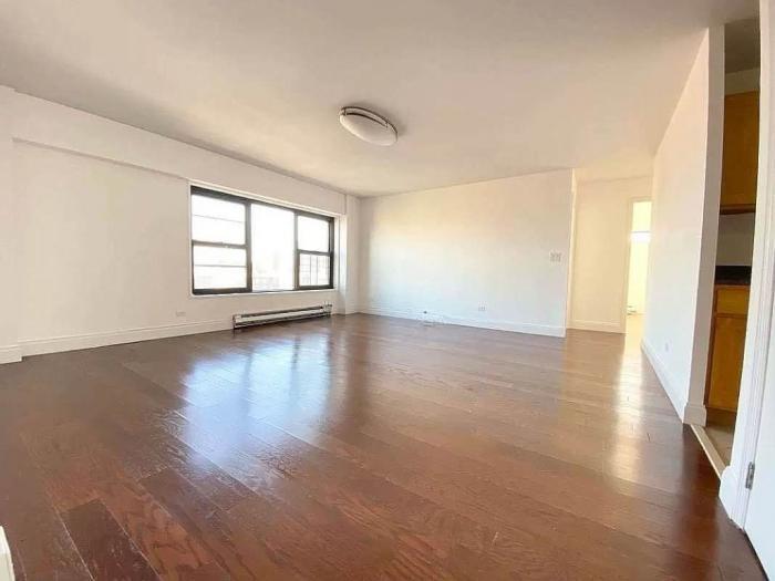 Foto principal - 3 bedroom in New York NY 10027