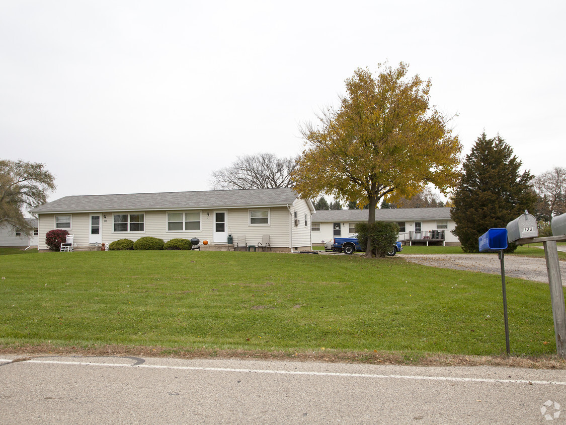 Building Photo - 122-125 Fauber Ln