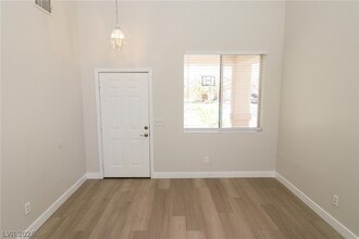 Building Photo - 9450 Spellman Ct