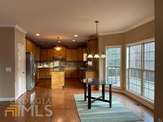 Building Photo - 859 Treeline Dr