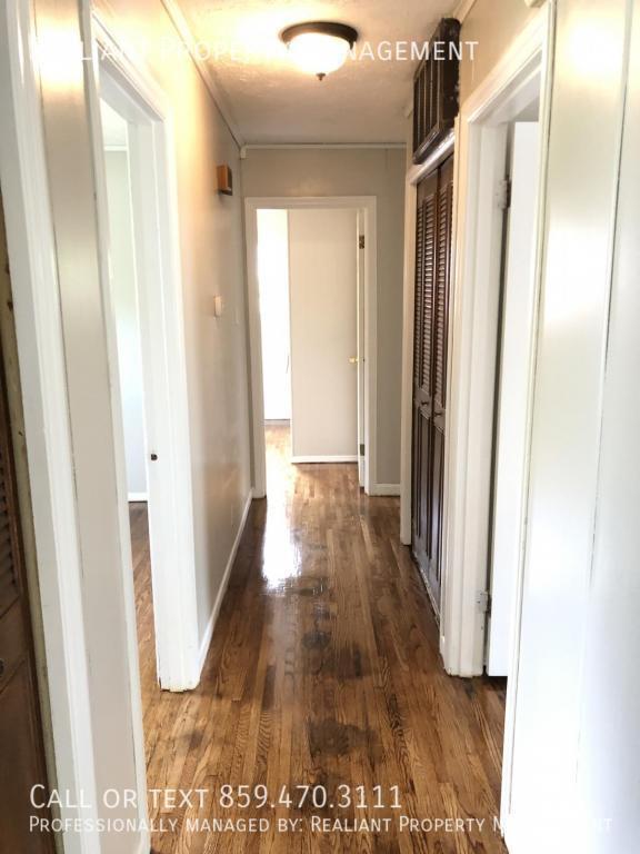 Foto del edificio - 2091 Regency Road