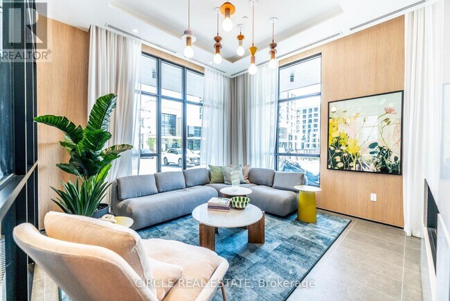 Photo du bâtiment - 770-770 Whitlock Ave