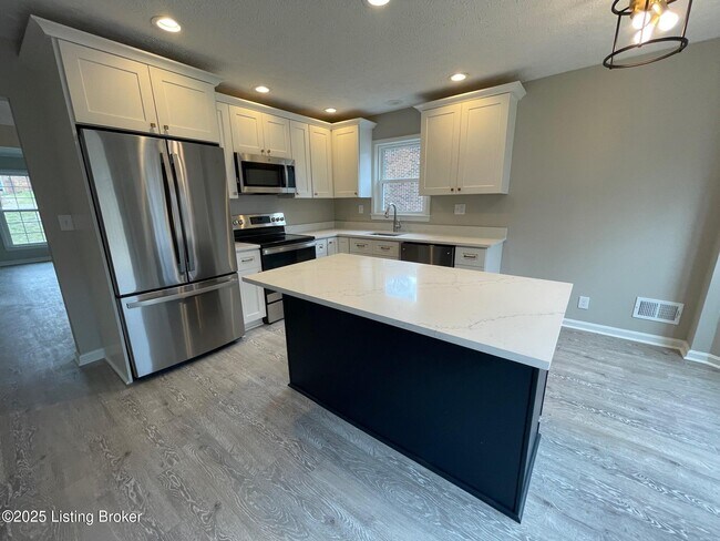 Foto del edificio - 7308 Buffington Ct