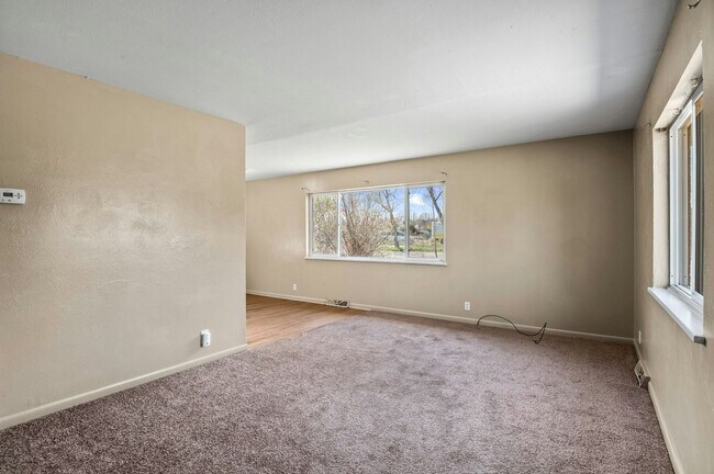 Building Photo - 1060 Saulsbury Street