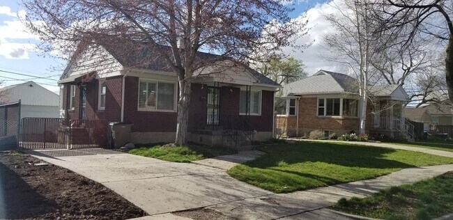 Photo - 2124 Texas St Apartment